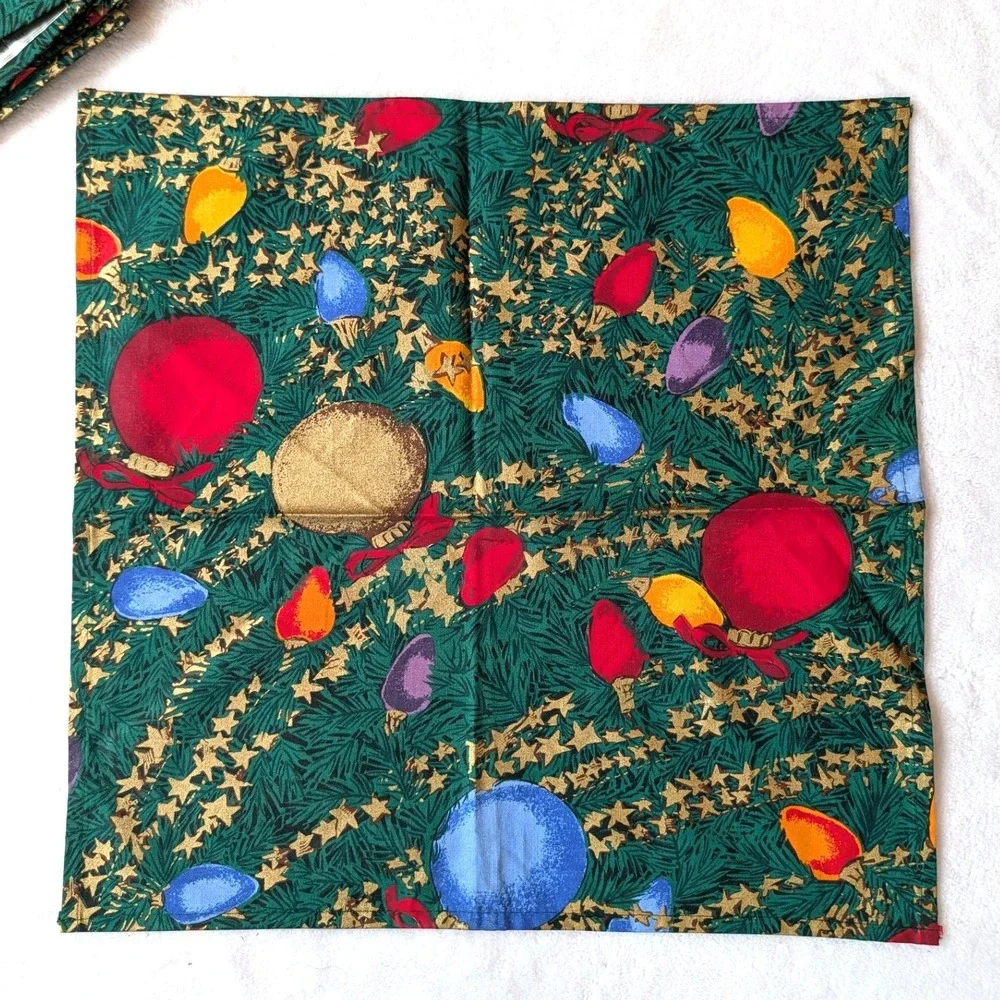 Vintage Tobin Christmas Cotton Napkins Set of 8 Ornament Light Bulb Print 16x16